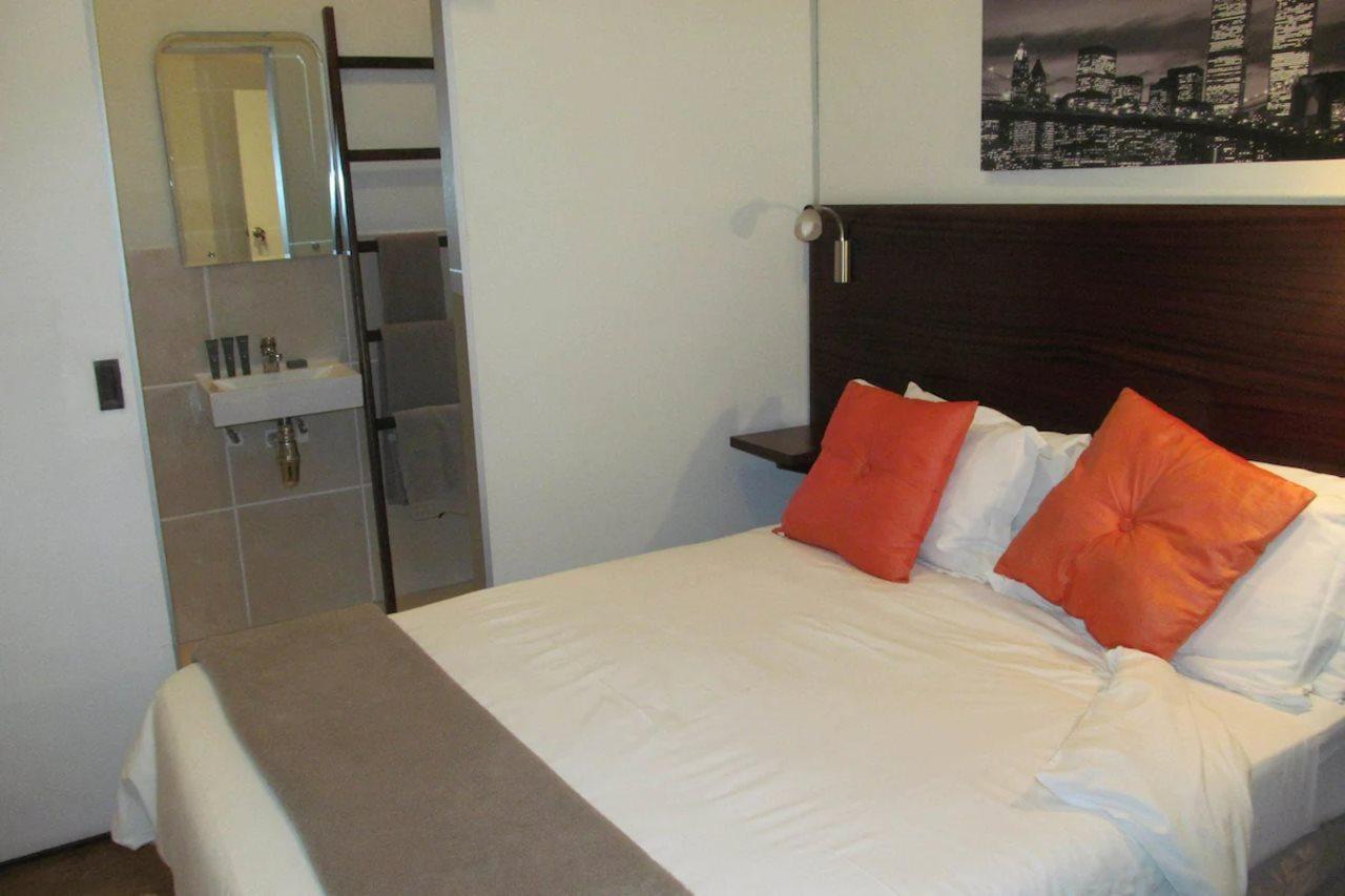 The Vic Hotel Port Elizabeth Eksteriør billede