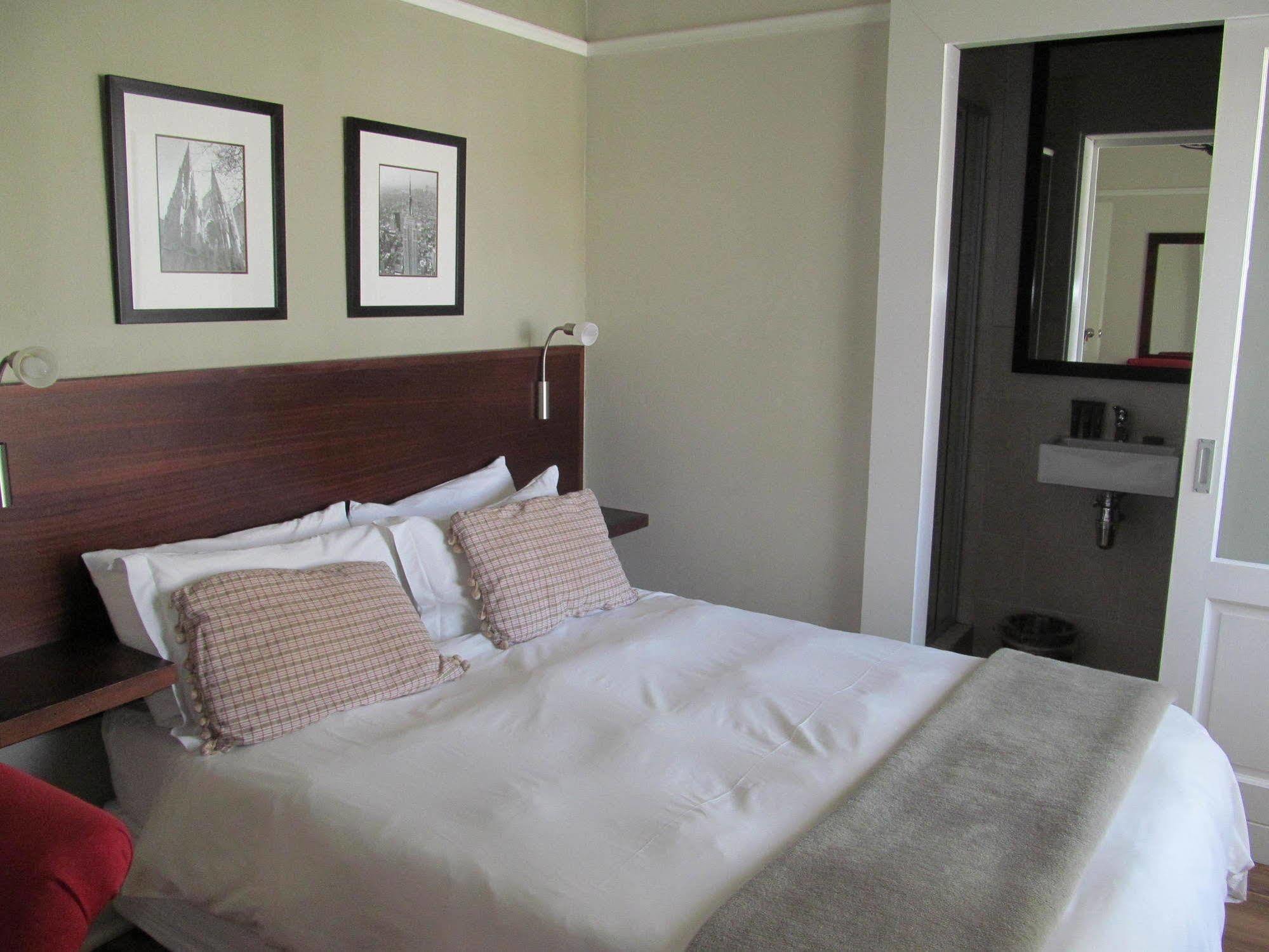 The Vic Hotel Port Elizabeth Eksteriør billede